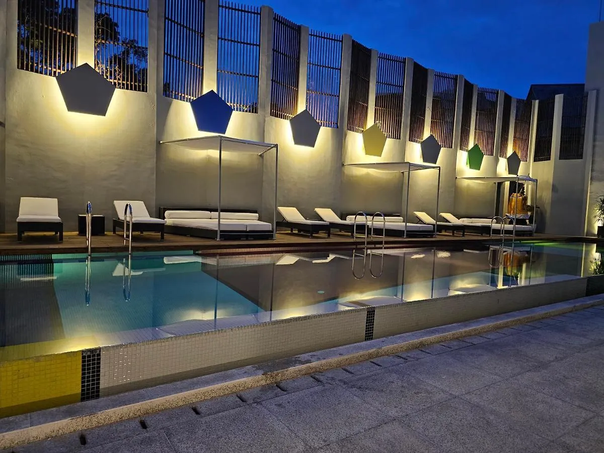Chill Hotel Seminyak