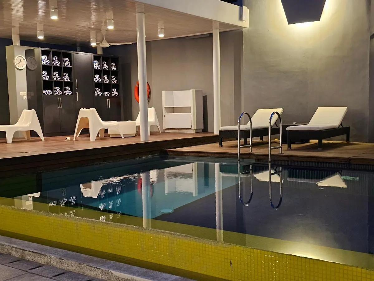 Chill Hotel Seminyak