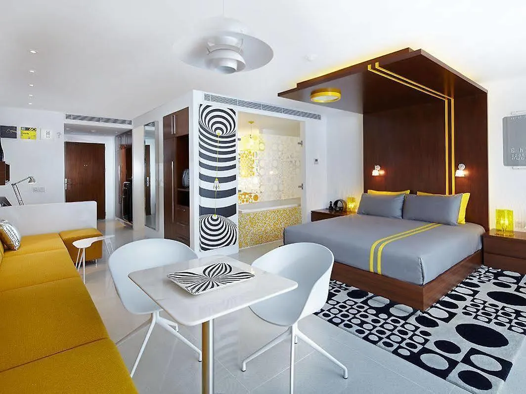 Chill Hotel Seminyak