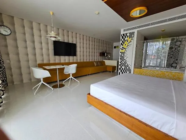 Chill Hotel Seminyak
